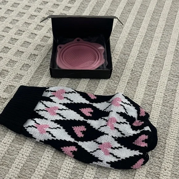 Pet sweater with travel bowl - Picture 1 of 5